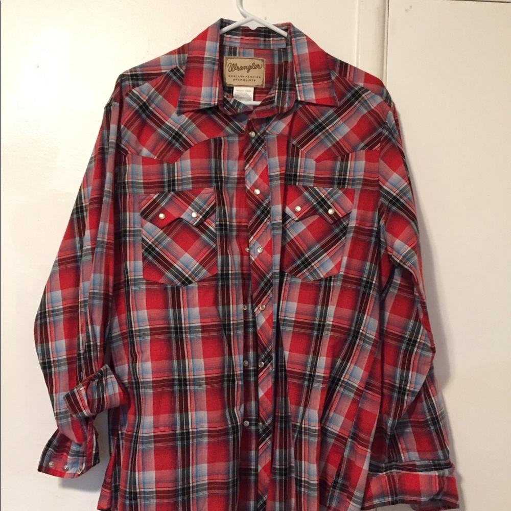 Men’s Wrangler western  snap shirt